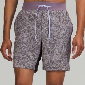 Lululemon T.H.E. 7” Lined Shorts – Men’s Size XL